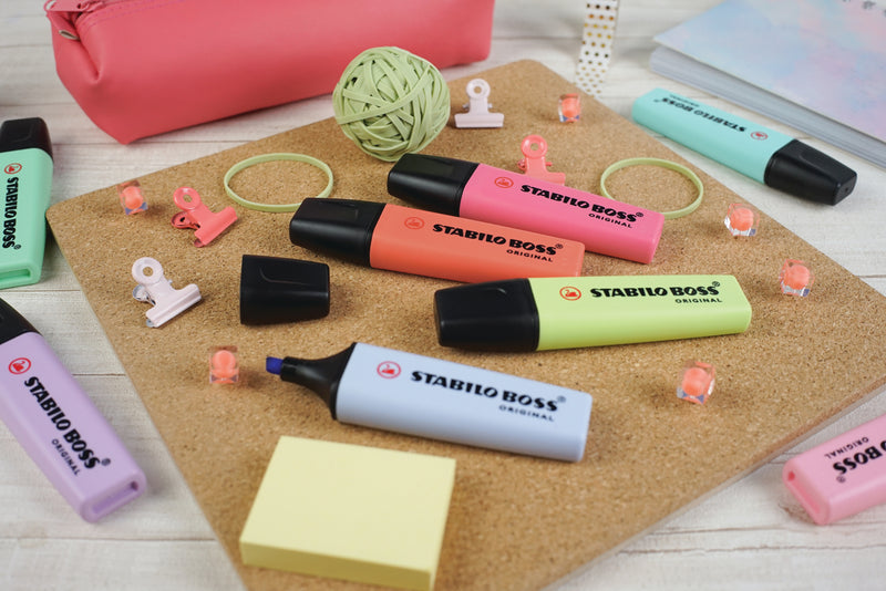 Stabilo BOSS ORIGINAL Highlighters 15-Highlighter Pastel Desk Set